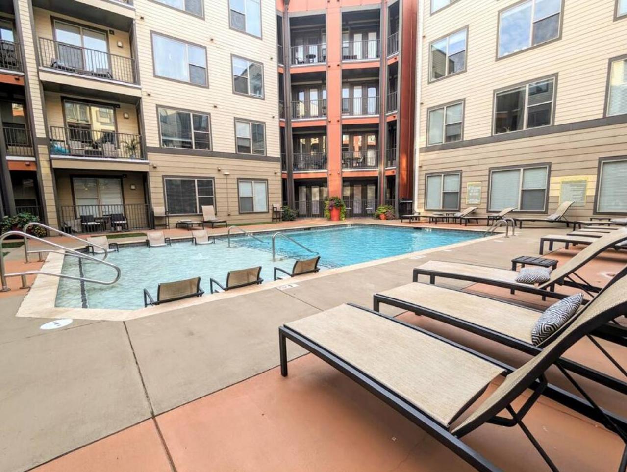League Flats South End At South Blvd Apartment Charlotte Exterior photo